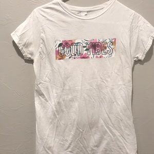 Good vibes floral tee